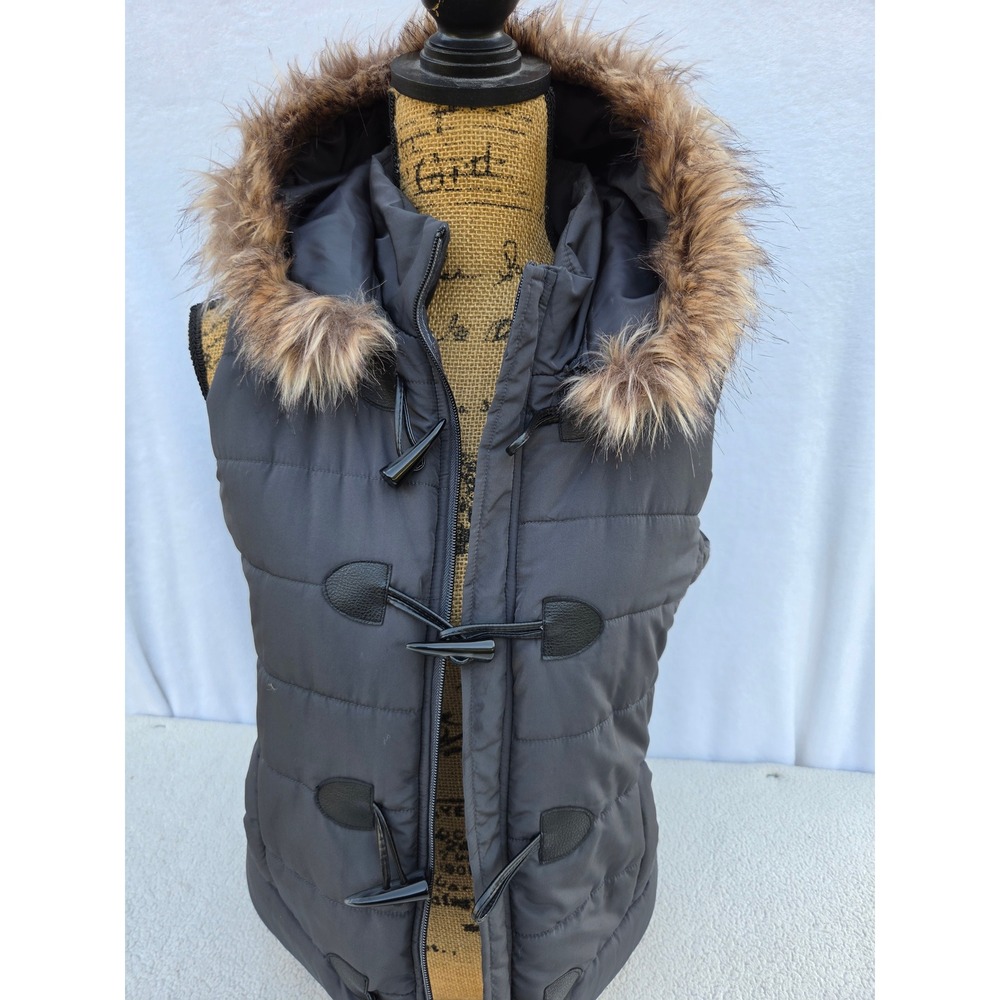Liv & Piper Puffer Vest Women Med Charcoal Gray Excellent Faux Fur‎ Hood Toggle